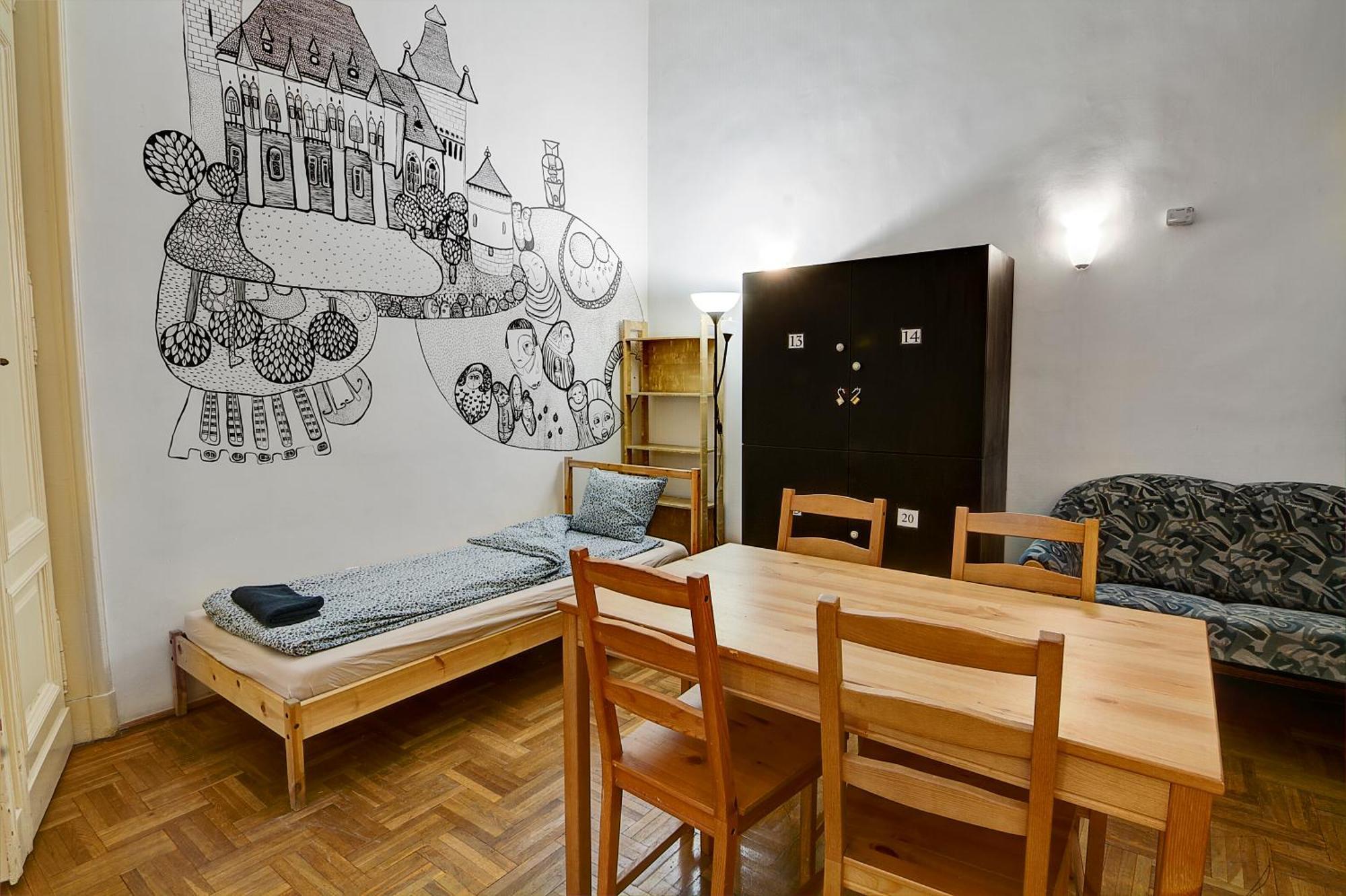 Pal'S Hostel And Apartments Budapest Exterior photo
